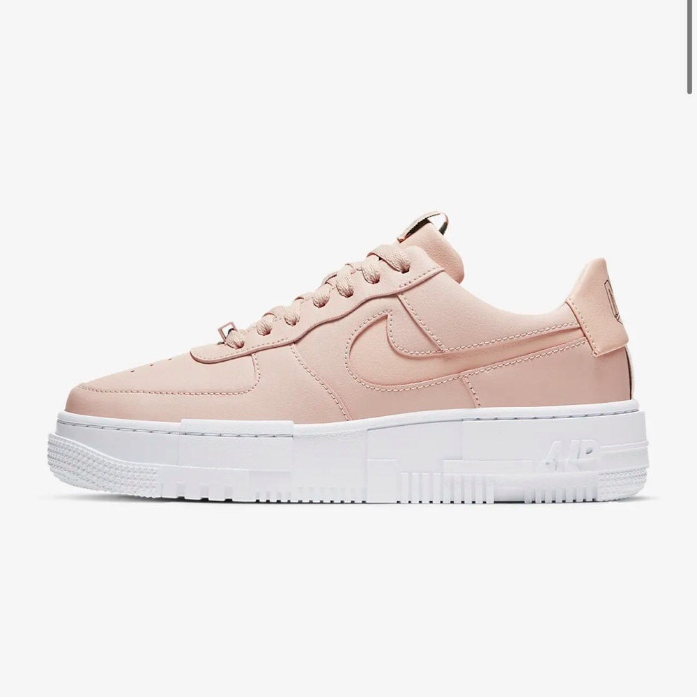 Nike Air Force 1 Pixel Sneaker